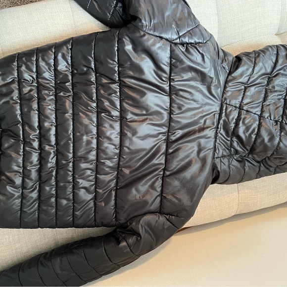 Nike Kids Shiny Black Puffer Jacket - Picture 4 of 6